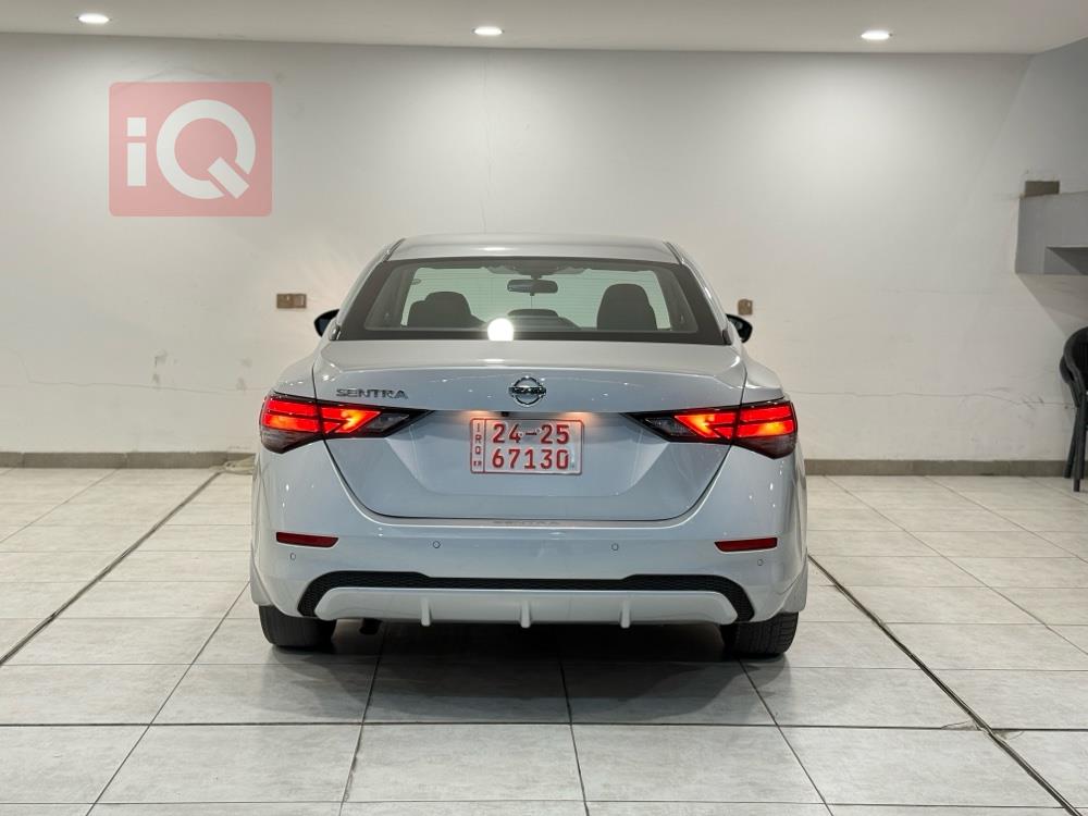 نیسان سێنترا